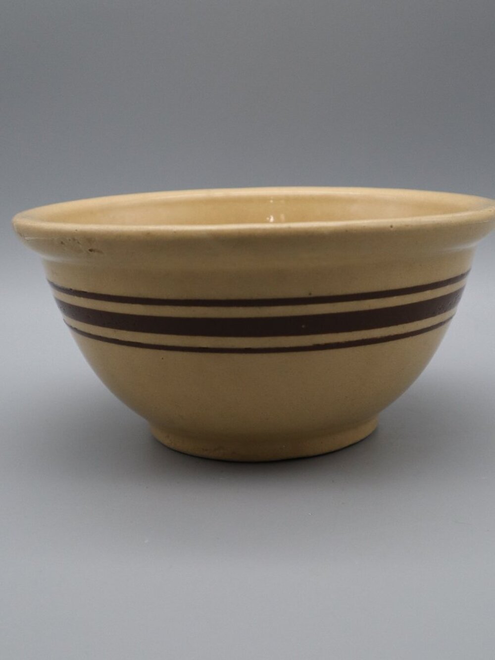 20s or 30s RRP Co Roseville Ohio Pottery Mixing Bowl Striped Primitive Farmhouse